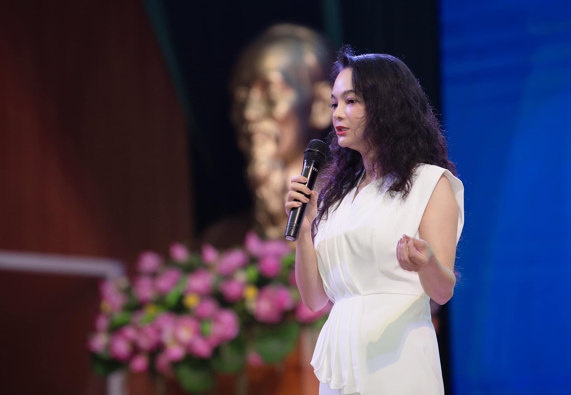 Chuyên gia Nguyễn Vân Hiền: Phòng tránh lừa đảo trên thị trường tài sản mã hoá còn quan trọng hơn giấc mơ tỷ phú hão huyền- Ảnh 1. Chuyên gia Nguyễn Vân Hiền: Phòng tránh lừa đảo trên thị trường tài sản mã hoá còn quan trọng hơn giấc mơ tỷ phú hão huyền- Ảnh 1.