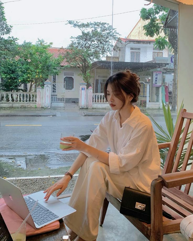 Bạn tôi lương 40 triệu/tháng còn tôi chật vật mãi không kiếm nổi 20 triệu, càng ngẫm tôi càng thấm thía 1 điều!- Ảnh 2.