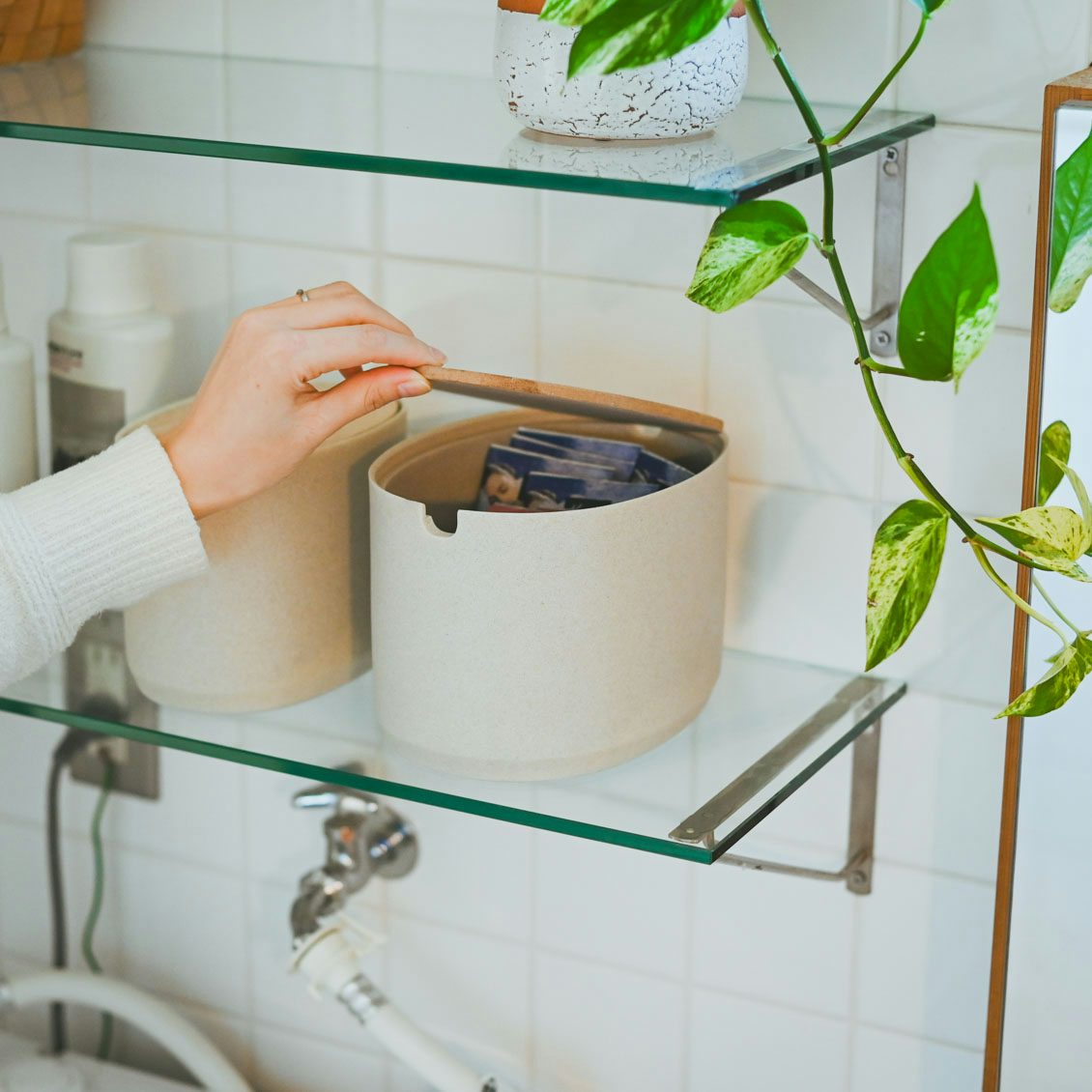 Ở tuổi 40 tôi quyết định bắt đầu dọn dẹp và buông bỏ đồ đạc: Nhà cửa sạch sẽ hơn, tâm trí cũng không còn hỗn loạn- Ảnh 4.