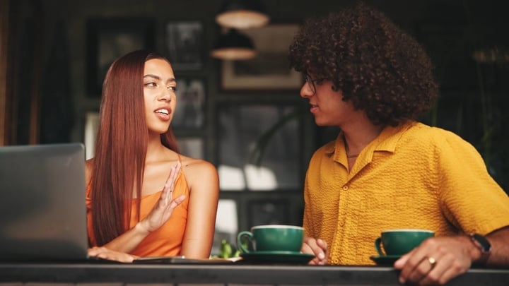 11 câu nói khó chịu khi gặp lần đầu khiến bạn bị ghét ngay lập tức- Ảnh 5.