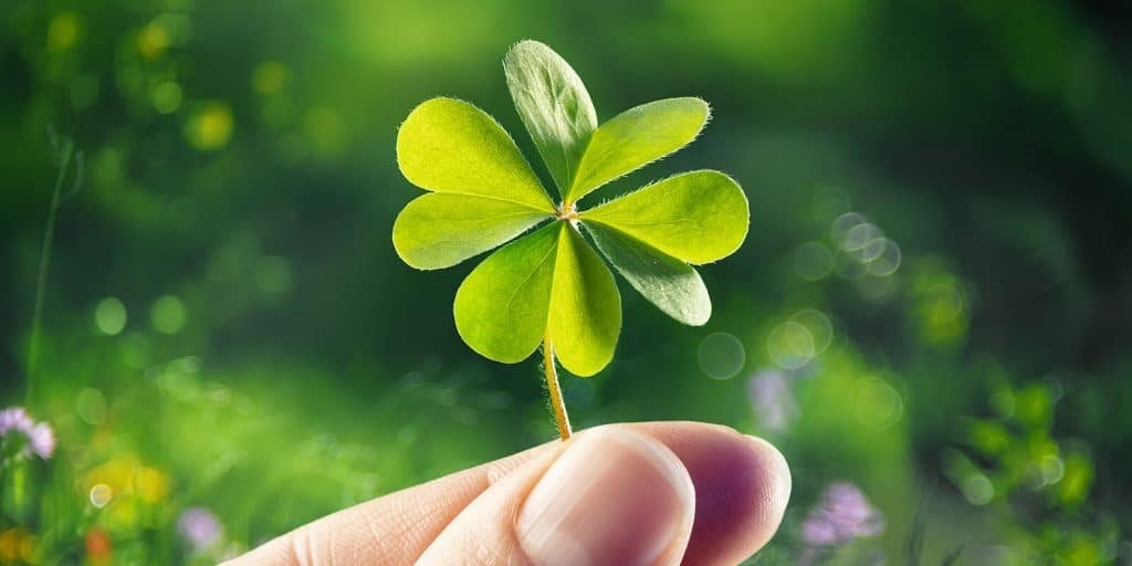 Ngành “biến người thường thành tỷ phú” ở 21 tỉnh phía Nam: Hàng triệu người tham gia chi ra số tiền hơn 140.000 tỷ, nhận về 68.000 tỷ, không ít người đổi đời- Ảnh 1. Ngành “biến người thường thành tỷ phú” ở 21 tỉnh phía Nam: Hàng triệu người tham gia chi ra số tiền hơn 140.000 tỷ, nhận về 68.000 tỷ, không ít người đổi đời- Ảnh 1.