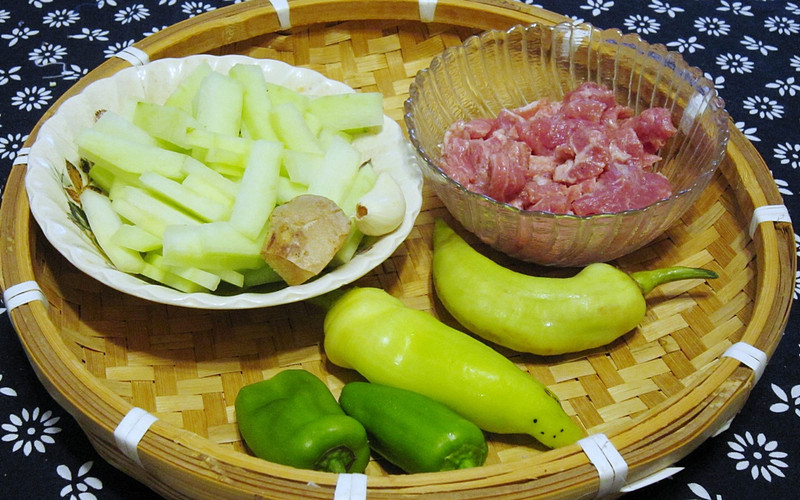 Vỏ của 3 loại trái cây này chính là "rau không chứa thuốc trừ sâu: Nấu 3 món ăn vừa ngon lại giúp đẹp da, giảm cân- Ảnh 6.