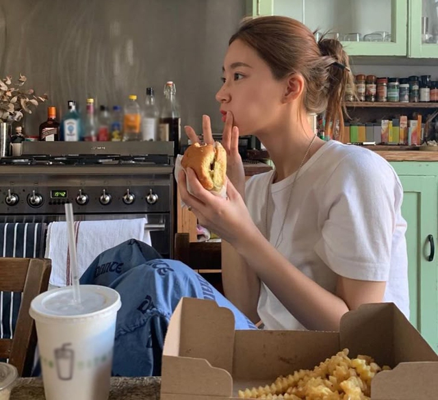 Ăn 5 món này vào bữa sáng không khác gì “uống dầu”, tự cắt ngắn tuổi thọ nhưng nhiều người yêu thích- Ảnh 1.