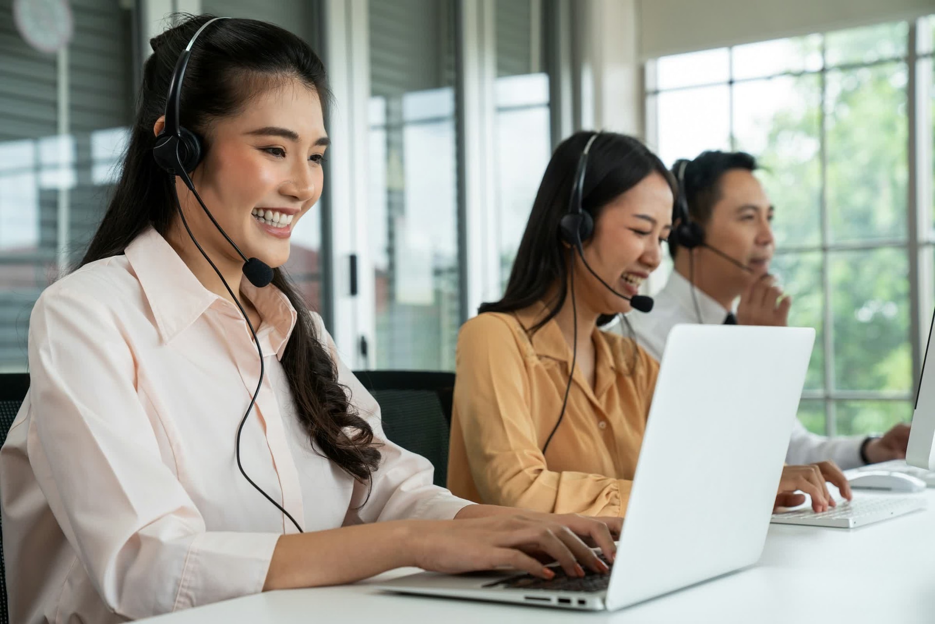 AI đang bị ‘thổi phồng’: Thay thế 700 nhân sự bằng tự động hóa để tiết kiệm chi phí, startup 45 tỷ USD nhận trái đắng, phải ‘muối mặt’ mời nhân viên trở lại- Ảnh 1.