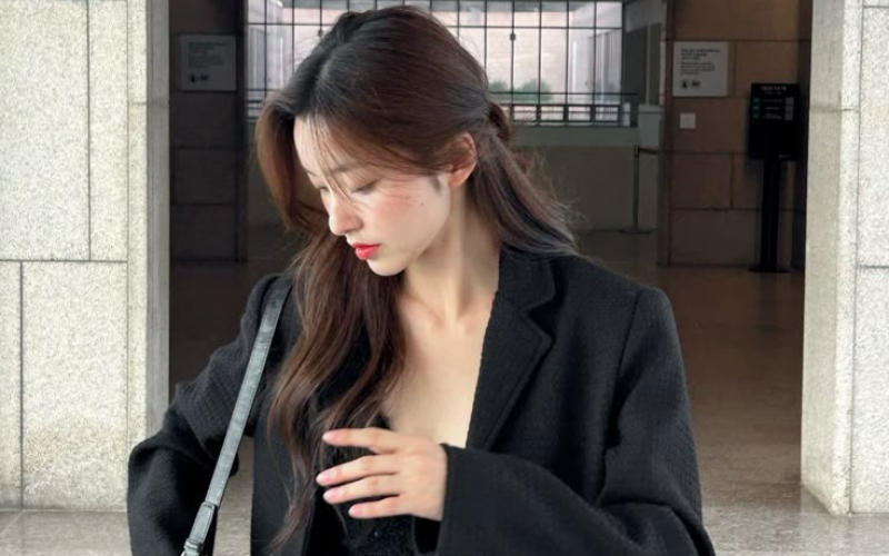 Bức ảnh 19 chiếc nhẫn vàng cùng 1 cuốn sổ đỏ của vợ chồng Hà Nội gây sốt: Thu nhập 25-30 triệu/tháng, sao có thể?- Ảnh 4.