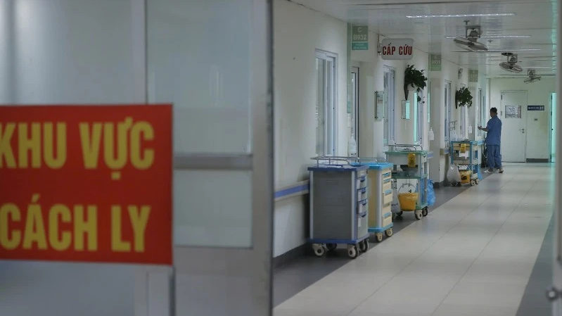 Hà Nội ghi nhận nhiều ca mắc COVID-19 nhất cả nước, Bộ Y tế phối hợp WHO chống dịch- Ảnh 2.