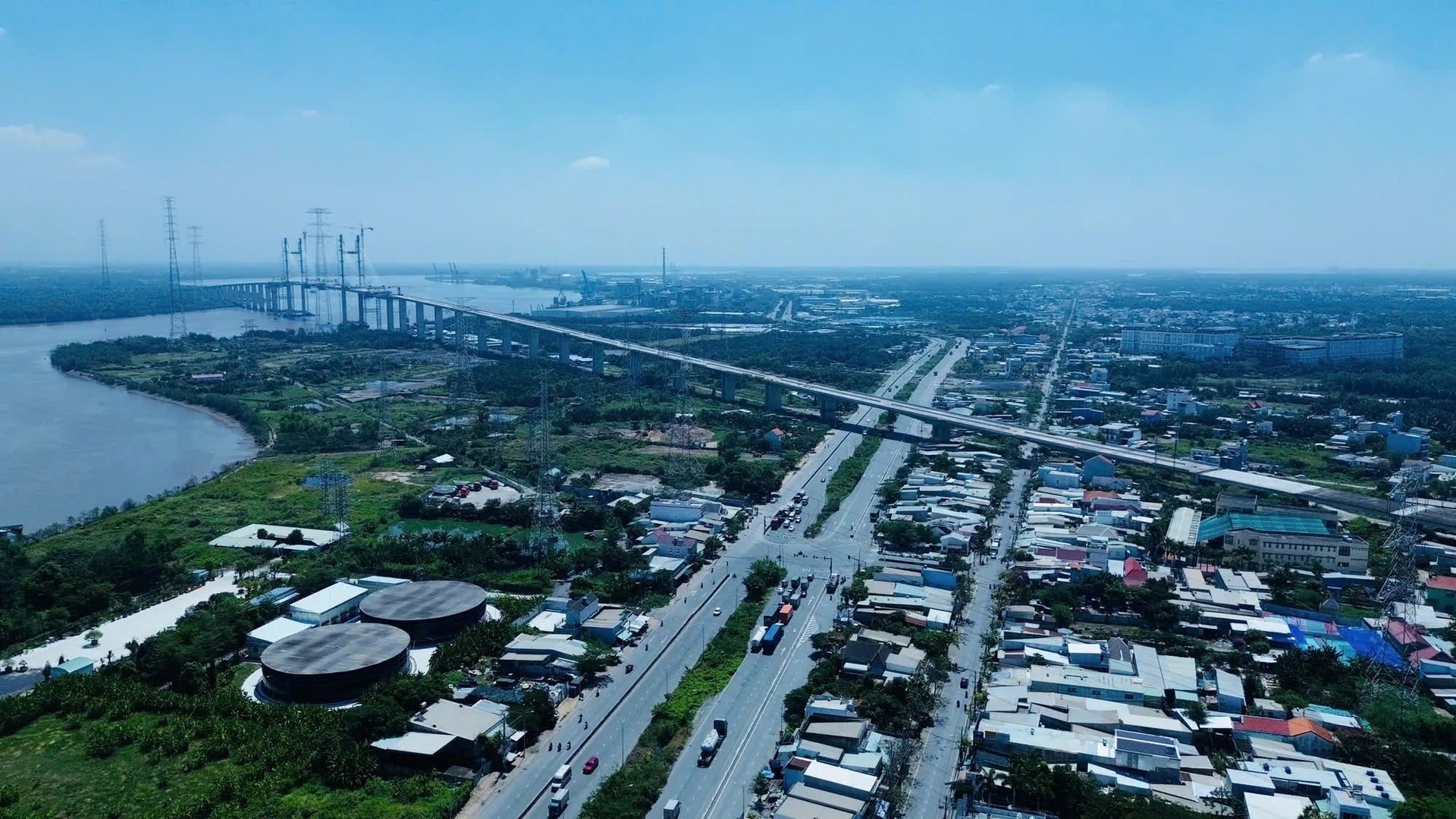 Tuyến đường Nguyễn Hữu Thọ mở rộng lên 60m, đất nền, nhà phố khu vực Nhà Bè, Cần Giuộc có chuyển động mới- Ảnh 2.