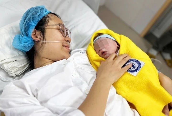 Đề xuất phụ nữ sinh đủ 2 con được ưu tiên mua nhà ở xã hội- Ảnh 1. Đề xuất phụ nữ sinh đủ 2 con được ưu tiên mua nhà ở xã hội- Ảnh 1.