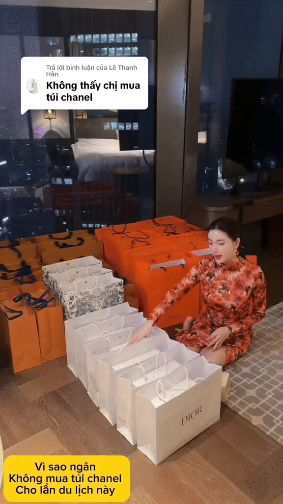 "Phú bà" Ngân Collagen và núi đồ hiệu lạ lắm: Toàn Hermès, Dior... mà nhìn kiểu gì cũng thấy "dại"- Ảnh 3.