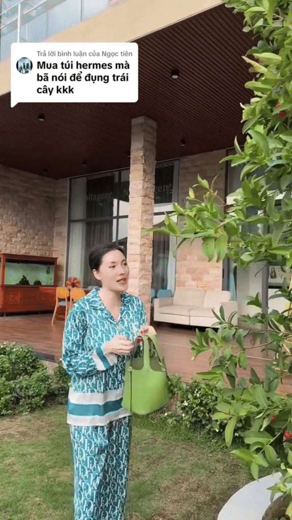 "Phú bà" Ngân Collagen và núi đồ hiệu lạ lắm: Toàn Hermès, Dior... mà nhìn kiểu gì cũng thấy "dại"- Ảnh 21.