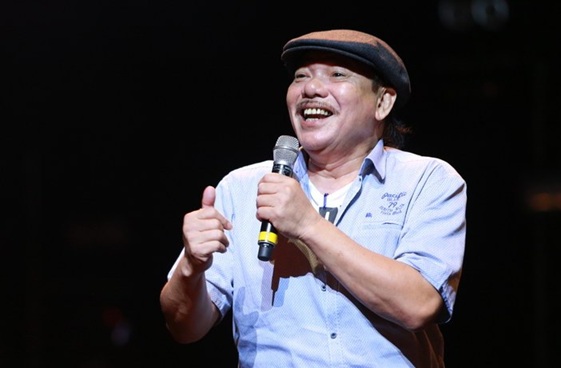 Nhạc sĩ Trần Tiến 78 tuổi, 30 lần xạ trị: "Tôi đang tuổi ăn, tuổi ngủ, tuổi yêu mà"- Ảnh 1. Nhạc sĩ Trần Tiến 78 tuổi, 30 lần xạ trị: "Tôi đang tuổi ăn, tuổi ngủ, tuổi yêu mà"- Ảnh 1.