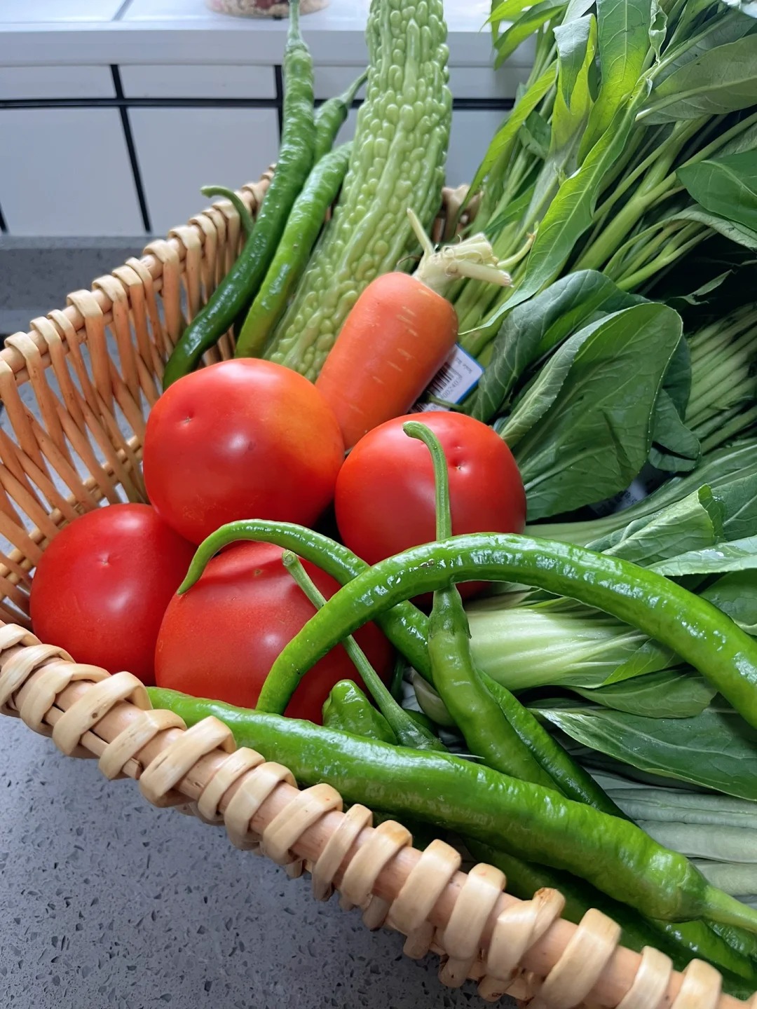 Mẹ đảm chi tiêu 143 nghìn cho cả tuần: Nấu ăn cho 3 người, vẫn đủ thịt cá, rau củ ngon miệng mỗi ngày- Ảnh 1.