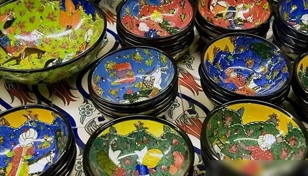 Nhắc bố mẹ bạn đừng mua 3 loại bát này kẻo bệnh từ miệng đi vào, về lâu về dài còn mắc ung thư- Ảnh 2. Nhắc bố mẹ bạn đừng mua 3 loại bát này kẻo bệnh từ miệng đi vào, về lâu về dài còn mắc ung thư- Ảnh 2.