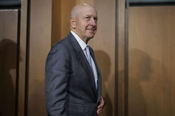 Quyết định sai lầm khiến một đế chế chao đảo: CEO Goldman Sachs suýt mất ghế vì canh bạc cho vay tiêu dùng 2 tỷ USD và cuộc ‘thay máu’ chưa từng có- Ảnh 3.