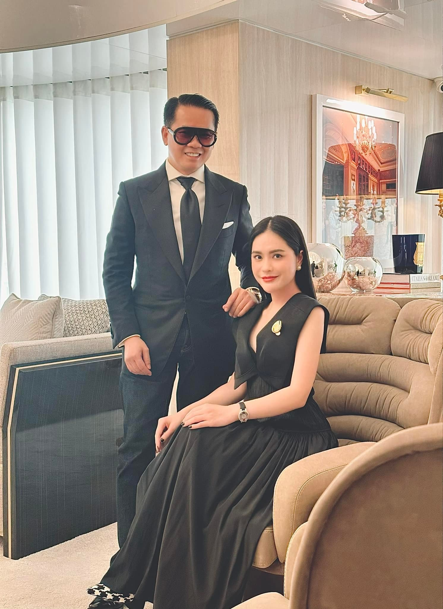 Tình hình kinh doanh gian hàng “quý tộc” trên chợ mạng của Thái Công sau khi Đoàn Di Băng chốt đơn- Ảnh 4. Tình hình kinh doanh gian hàng “quý tộc” trên chợ mạng của Thái Công sau khi Đoàn Di Băng chốt đơn- Ảnh 4.