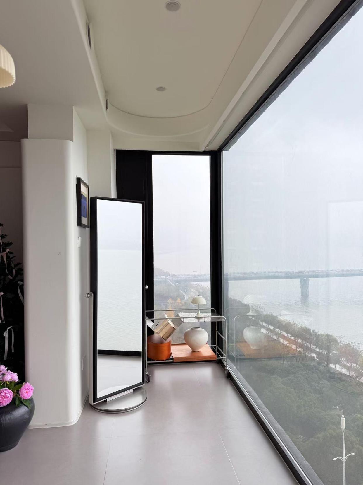 Đặt 4 thứ này ở ban công khác nào "đuổi khéo" Thần Tài, bảo sao làm mãi chẳng giàu lên - Ảnh 5.