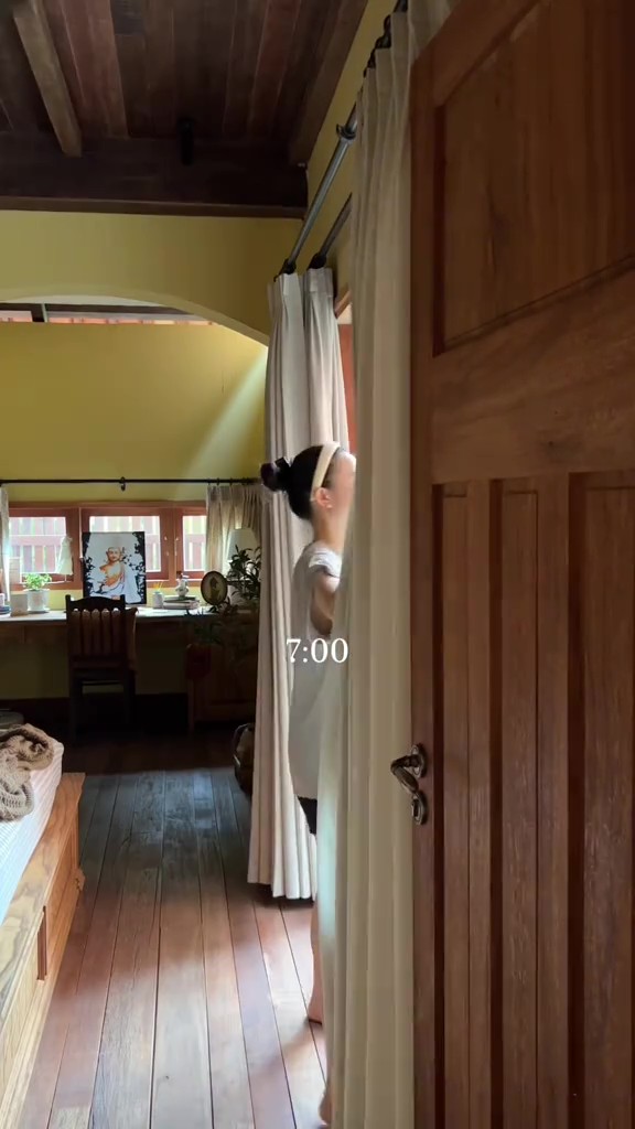 Động thái của Happi Mommi khi bị netizen hỏi "động lực nào quay lại" sau loạt content biệt thự mới xây ở Hội An- Ảnh 2. Động thái của Happi Mommi khi bị netizen hỏi "động lực nào quay lại" sau loạt content biệt thự mới xây ở Hội An- Ảnh 2.