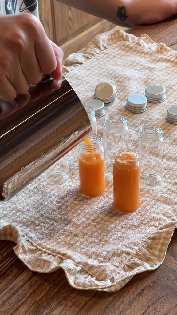 Động thái của Happi Mommi khi bị netizen hỏi "động lực nào quay lại" sau loạt content biệt thự mới xây ở Hội An- Ảnh 6. Động thái của Happi Mommi khi bị netizen hỏi "động lực nào quay lại" sau loạt content biệt thự mới xây ở Hội An- Ảnh 6.