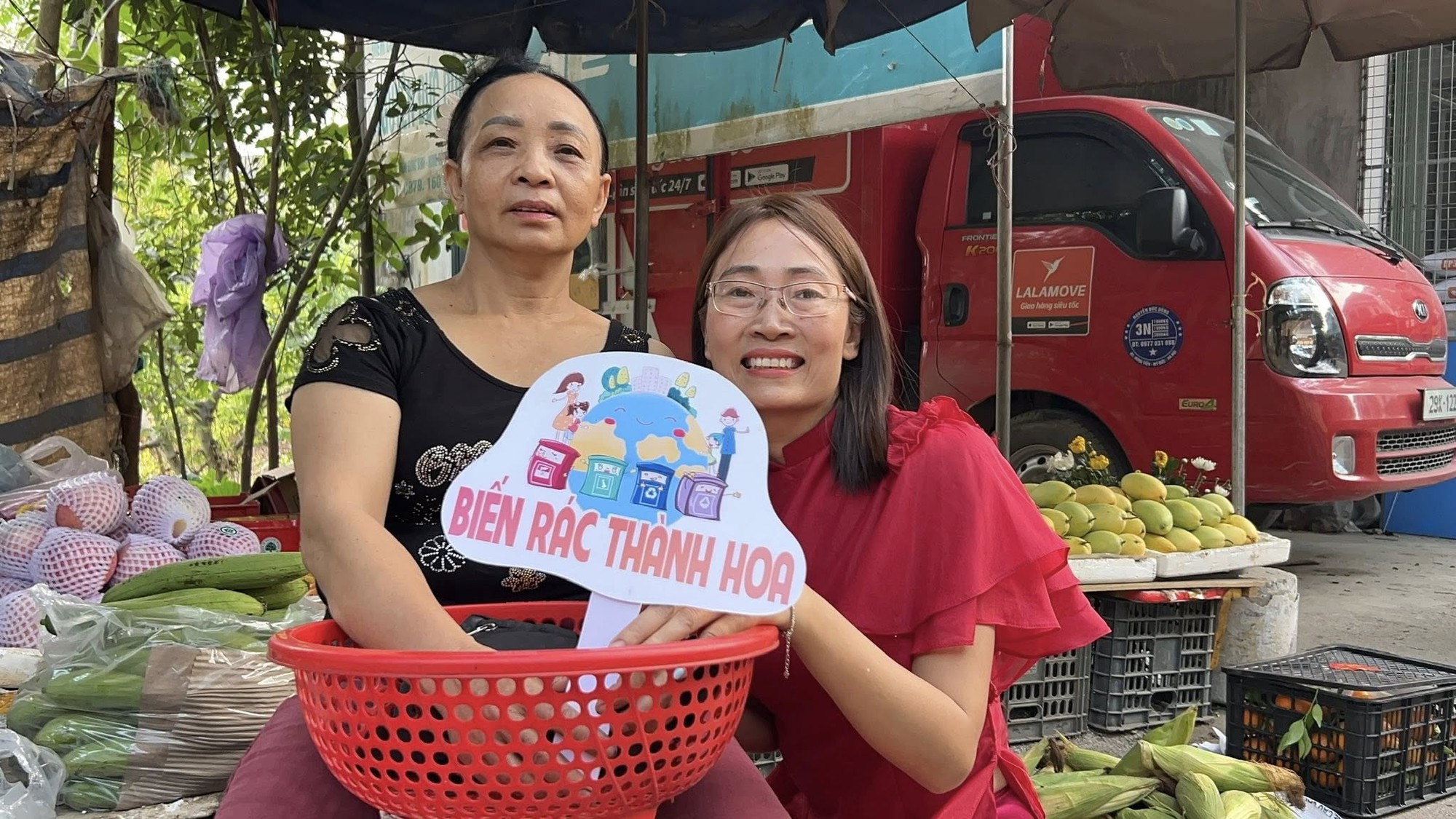 Chứng kiến 2 người bạn qua đời do ung thư trong 1 tuần, người phụ nữ có quyết định khiến cuộc sống thay đổi- Ảnh 2. Chứng kiến 2 người bạn qua đời do ung thư trong 1 tuần, người phụ nữ có quyết định khiến cuộc sống thay đổi- Ảnh 2.