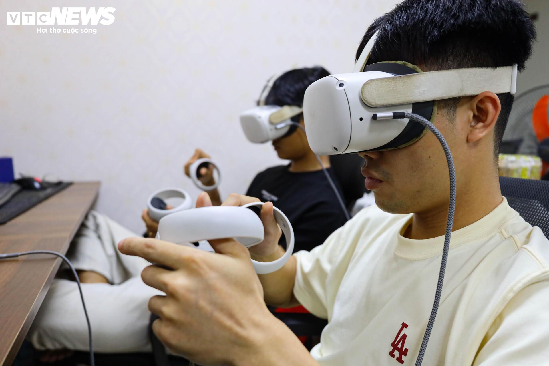 Rộ thú chơi tượng mini giống hệt người thật, giá tiền triệu- Ảnh 3.