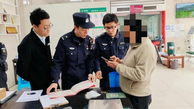 Người phụ nữ mất sạch 34 tỷ đồng gửi tiết kiệm: Ngân hàng từ chối chịu trách nhiệm, cảnh sát phanh phui sự thật- Ảnh 1.