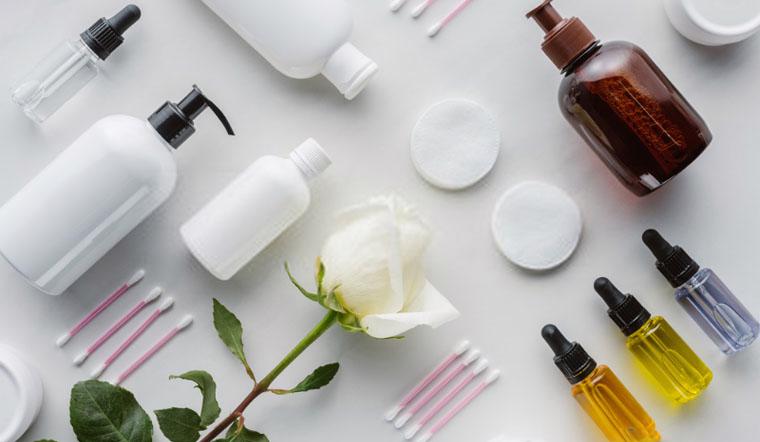 Vì sao 294 phiếu công bố mỹ phẩm bị thu hồi trong một ngày?- Ảnh 1.