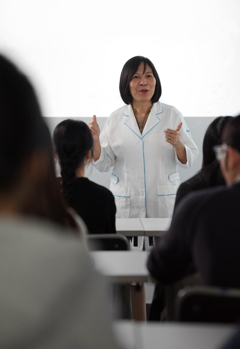 Phó chủ tịch Apple: “Việt Nam là nơi có nguồn nhân lực rất đam mê, sáng tạo và khao khát học hỏi”- Ảnh 6.