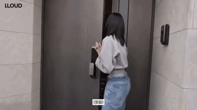 Cô gái giữ trái tim thái tử đế chế LVMH: Sống trong biệt thự 142 tỷ, đi ngủ và thức dậy trên chiếc giường 700 triệu đồng- Ảnh 11.