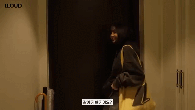 Cô gái giữ trái tim thái tử đế chế LVMH: Sống trong biệt thự 142 tỷ, đi ngủ và thức dậy trên chiếc giường 700 triệu đồng- Ảnh 12.