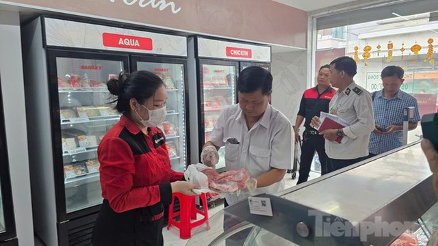 Vụ C.P. Việt Nam bị tố bán heo bệnh: Người tố cáo bị chấm dứt hợp đồng từ ngày 1/6- Ảnh 1.