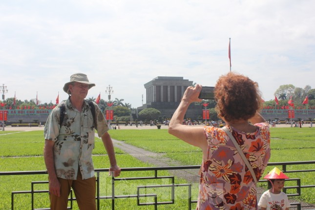 Lộ diện địa phương có doanh thu du lịch cao nhất nước dịp 30/4- Ảnh 3.