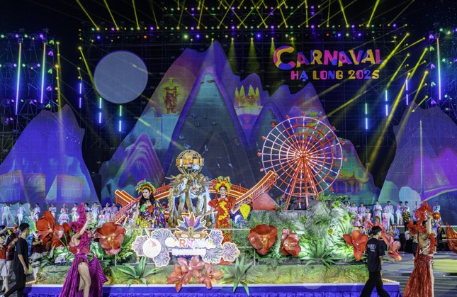 Lý do du khách đổ xô đến Quảng Ninh, Hải Phòng dịp 30/4- Ảnh 1.