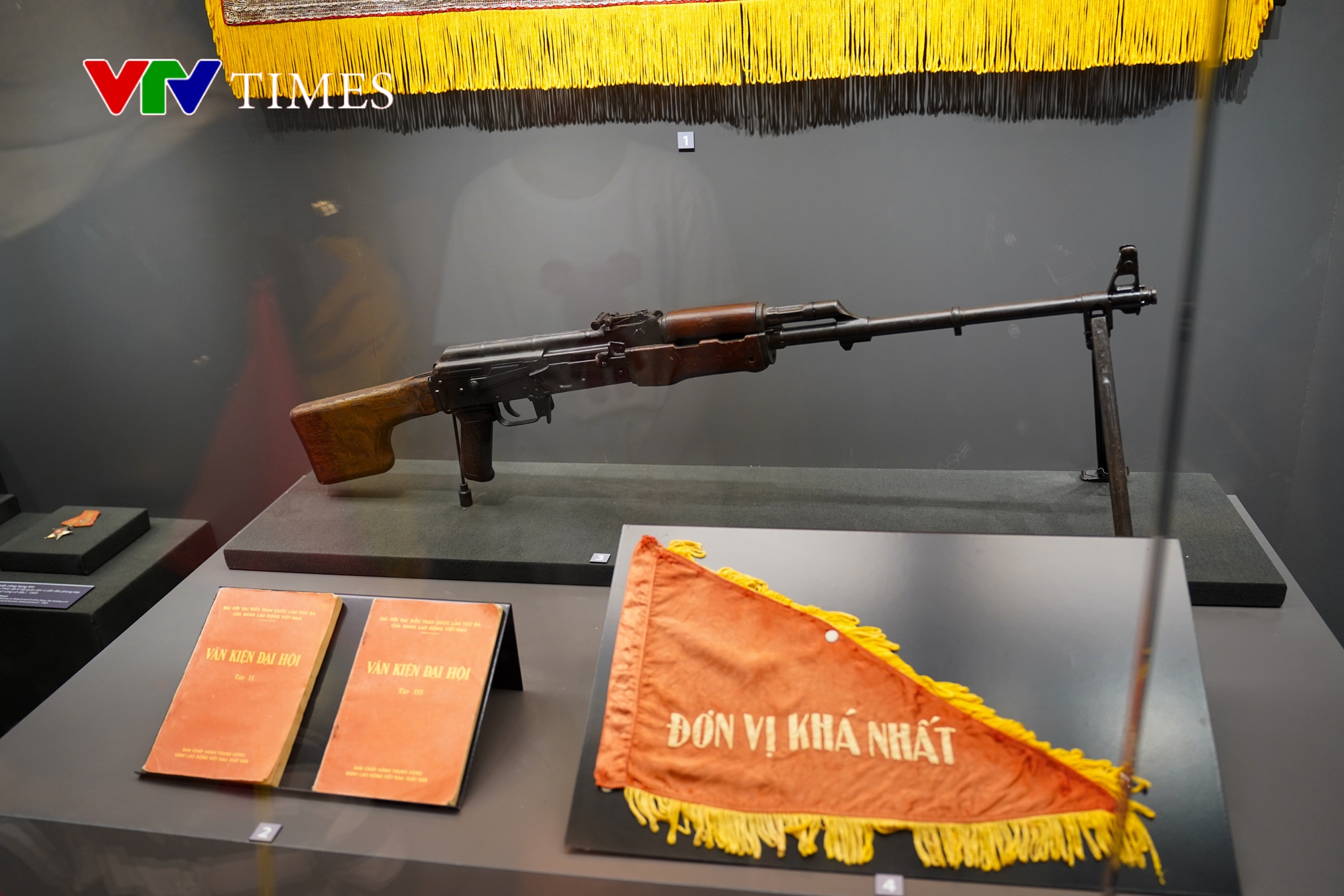 Bảo tàng Lịch sử Quân sự Việt Nam đón hàng vạn khách trong ngày nghỉ lễ 30/4 cuối cùng- Ảnh 15.