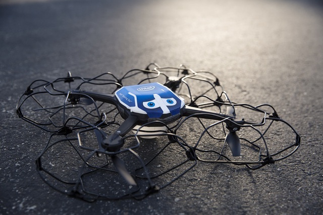 Vì sao những người nhặt drone bị rơi mang về nhà lại không thể sử dụng được?- Ảnh 4. Vì sao những người nhặt drone bị rơi mang về nhà lại không thể sử dụng được?- Ảnh 4.