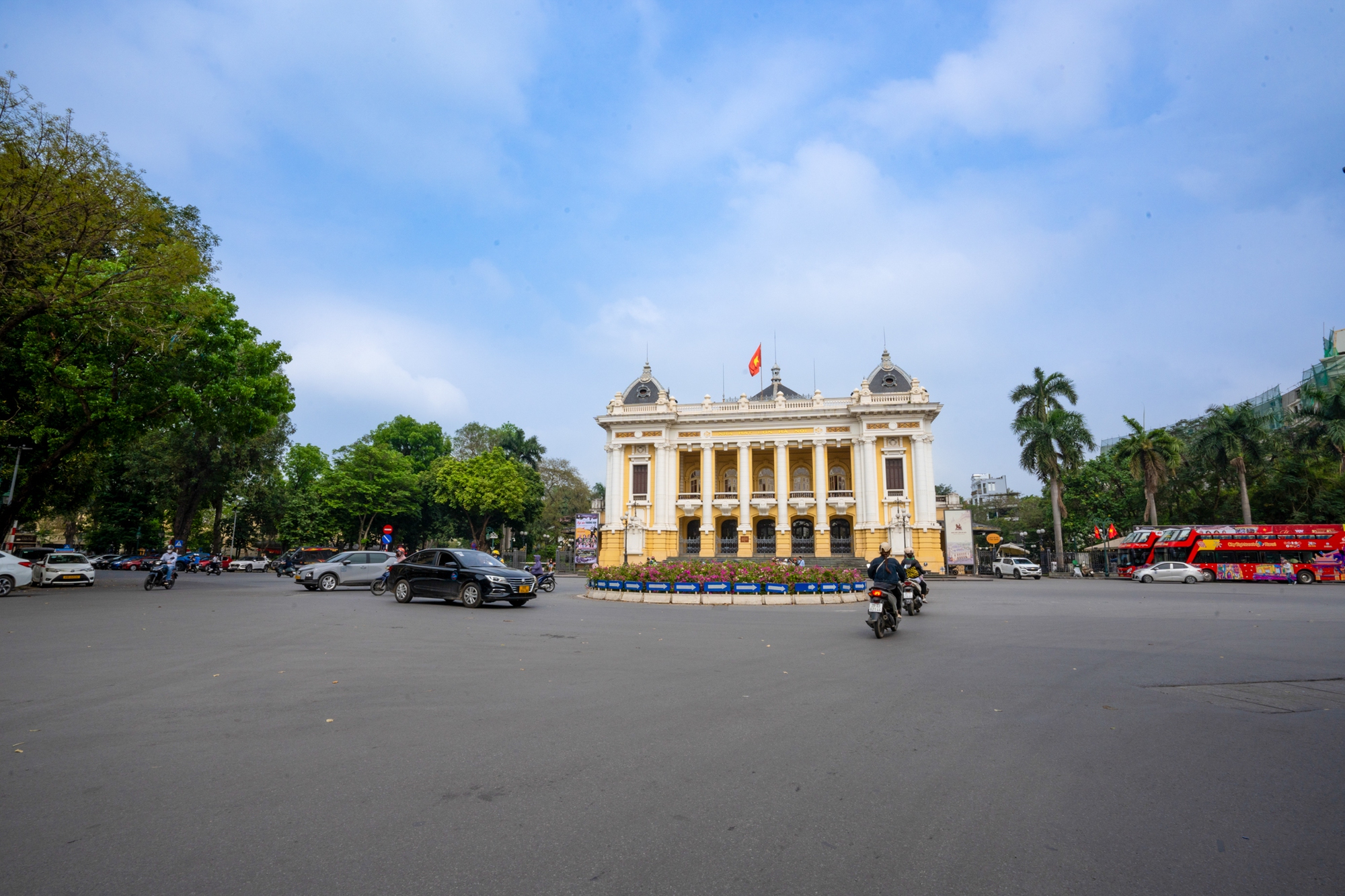 Diện mạo phường nhỏ nhất Việt Nam được sáp nhập với hàng chục phường khác, hình thành khu vực có giá đất đắt đỏ nhất Thủ Đô- Ảnh 11. Diện mạo phường nhỏ nhất Việt Nam được sáp nhập với hàng chục phường khác, hình thành khu vực có giá đất đắt đỏ nhất Thủ Đô- Ảnh 11.