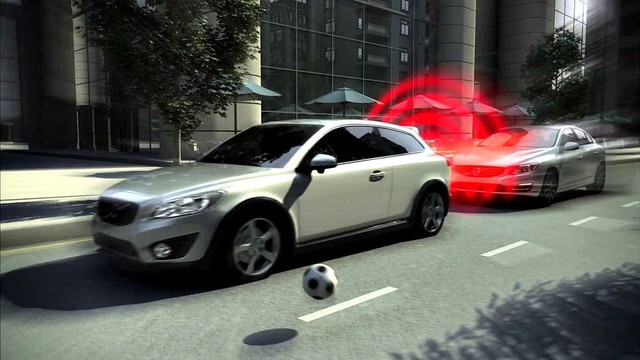 Tránh 2 người 'say rượu', VinFast VF 6 tông gãy cột đường rồi rớt hố: Tình trạng người lái gây bất ngờ- Ảnh 6.