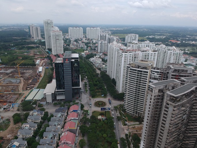 Bộ Tài chính đang nghiên cứu tính thuế chuyển nhượng bất động sản- Ảnh 1.