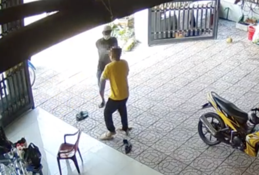 Tình huống pháp lý trong vụ tai nạn giao thông đến vụ nổ súng bắn người ở Vĩnh Long- Ảnh 1. Tình huống pháp lý trong vụ tai nạn giao thông đến vụ nổ súng bắn người ở Vĩnh Long- Ảnh 1.