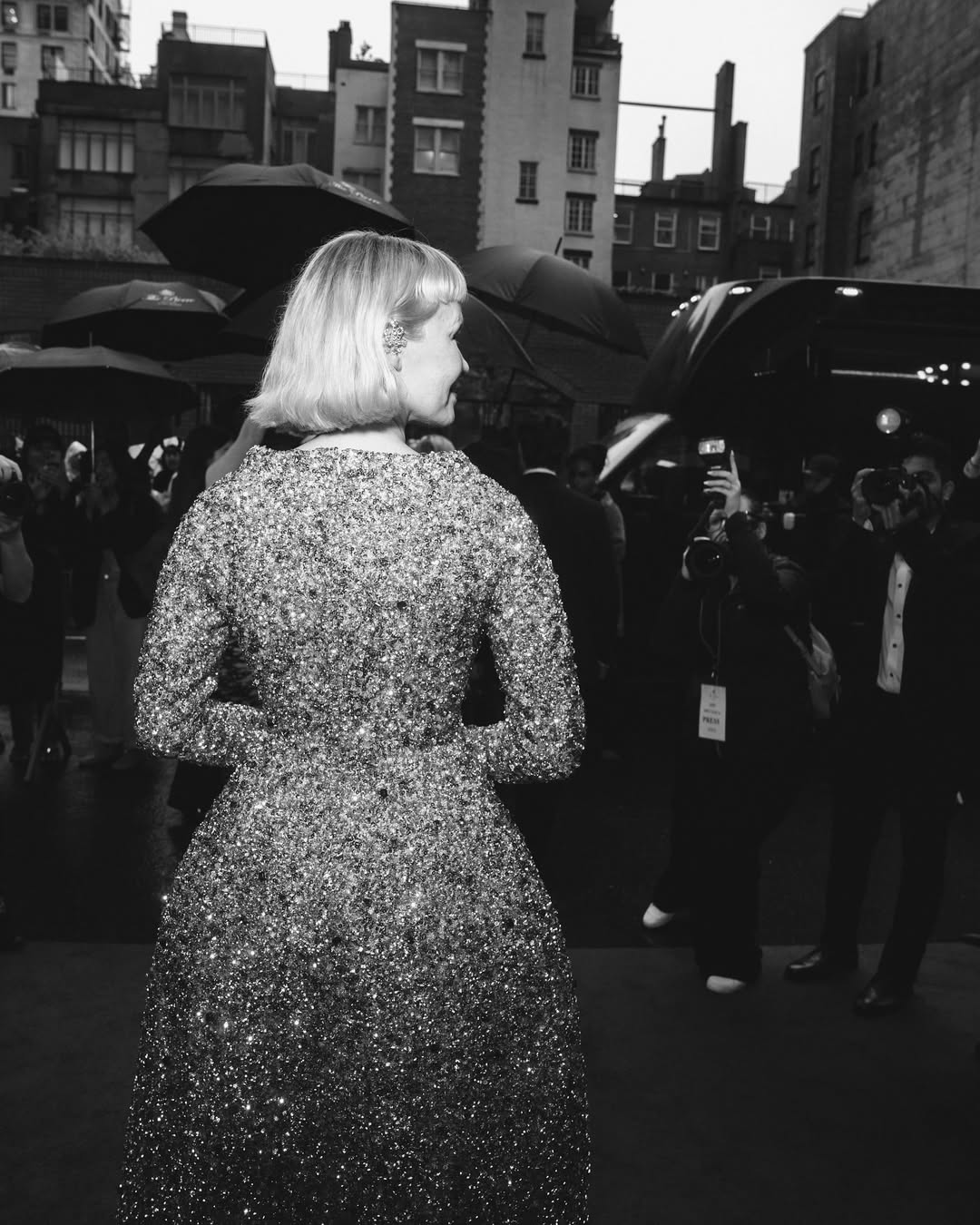 Met Gala 2025: Tôn vinh tinh hoa sắc tộc qua ngôn ngữ thời trang xa xỉ- Ảnh 4. Met Gala 2025: Tôn vinh tinh hoa sắc tộc qua ngôn ngữ thời trang xa xỉ- Ảnh 4.