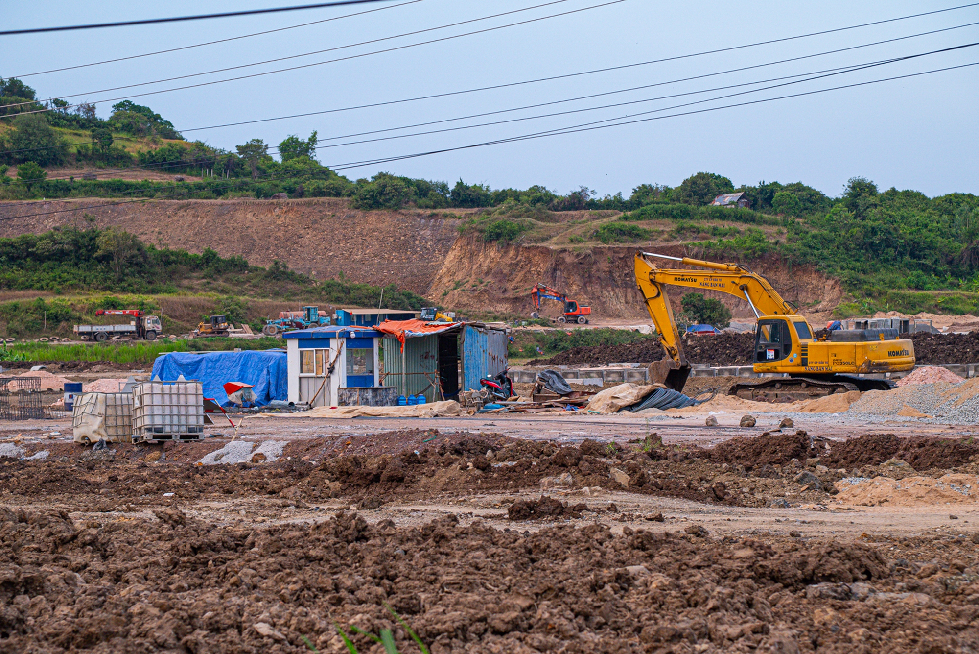 Toàn cảnh tuyến đường đang xây dựng qua “thiên đường hải sản”, đang được mời gọi đầu tư 2 dự án 5.700 tỷ đồng- Ảnh 16.