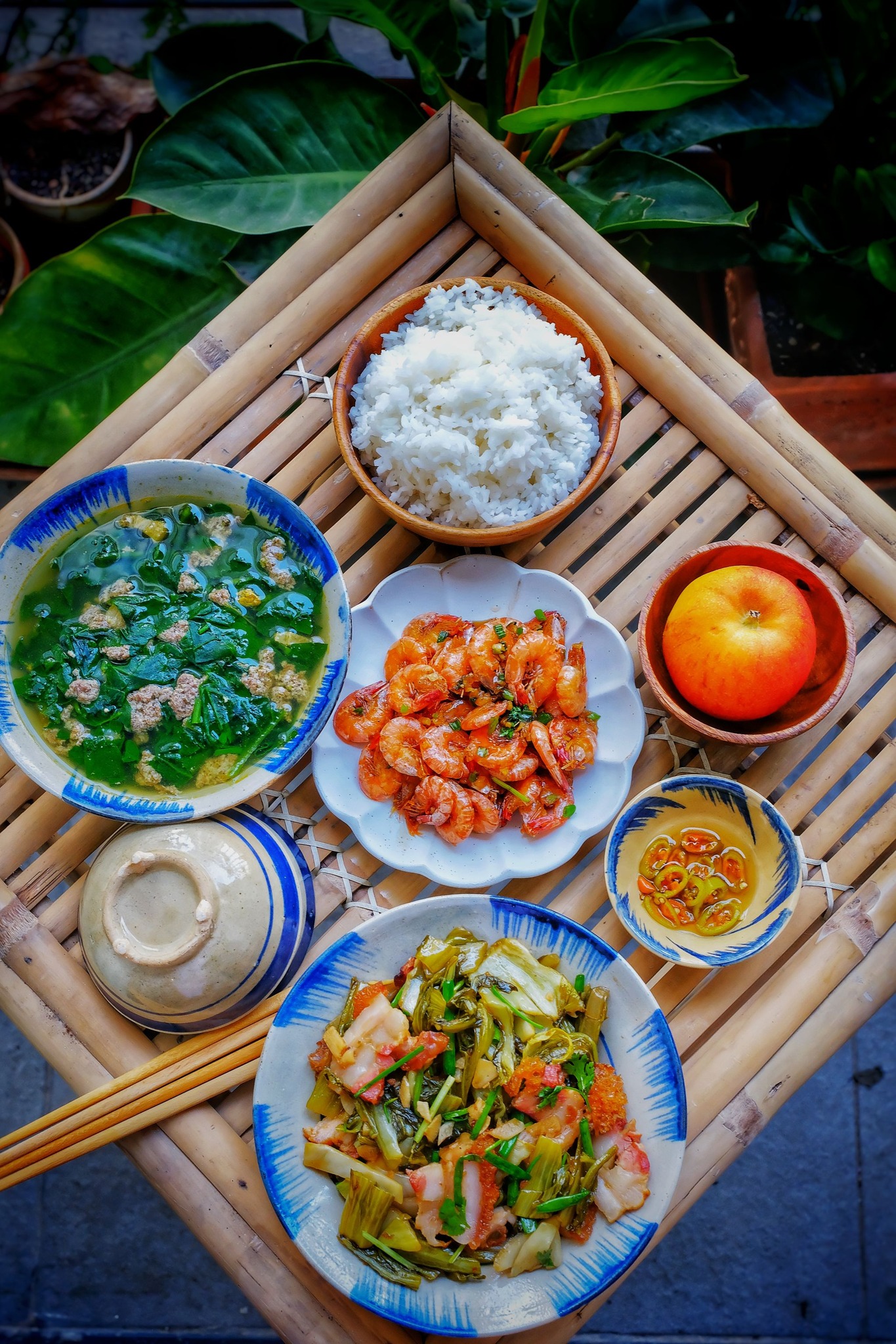 Loạt bữa cơm nhà viral khắp MXH: Công thức một mặn-một rau-một canh-hoa quả chuẩn ý chị em, đỡ đau đầu mỗi khi nghĩ món- Ảnh 9.