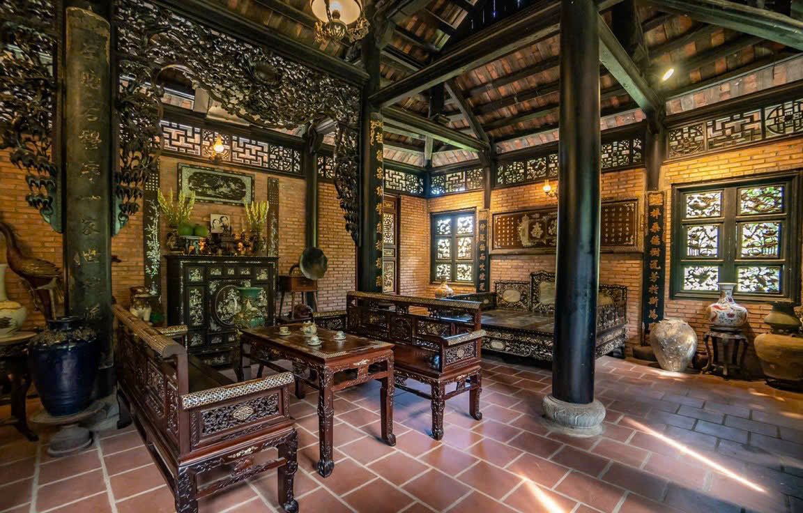 Cận cảnh biệt phủ 100 tỷ, toàn gỗ quý ở Đồng Nai: Nam nghệ sĩ sẵn sàng bán rẻ nếu tìm đúng người- Ảnh 7. Cận cảnh biệt phủ 100 tỷ, toàn gỗ quý ở Đồng Nai: Nam nghệ sĩ sẵn sàng bán rẻ nếu tìm đúng người- Ảnh 7.