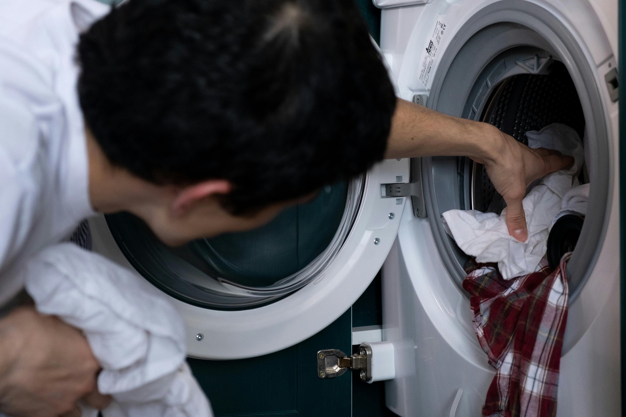 Sai lầm khi sử dụng khiến máy giặt "xịn" mấy cũng hỏng, bệnh tật cả gia đình, cái số 4 ai cũng đã từng làm- Ảnh 1. Sai lầm khi sử dụng khiến máy giặt "xịn" mấy cũng hỏng, bệnh tật cả gia đình, cái số 4 ai cũng đã từng làm- Ảnh 1.