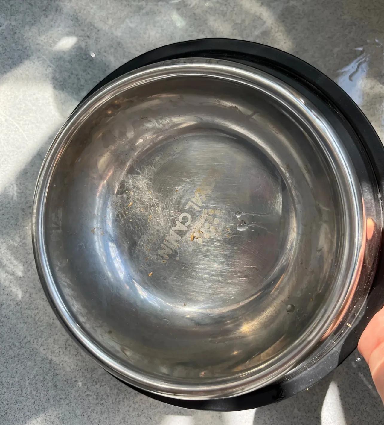 10 thứ bẩn kinh hoàng, tôi đau khổ nhận ra nhà mình có tất cả!- Ảnh 10.