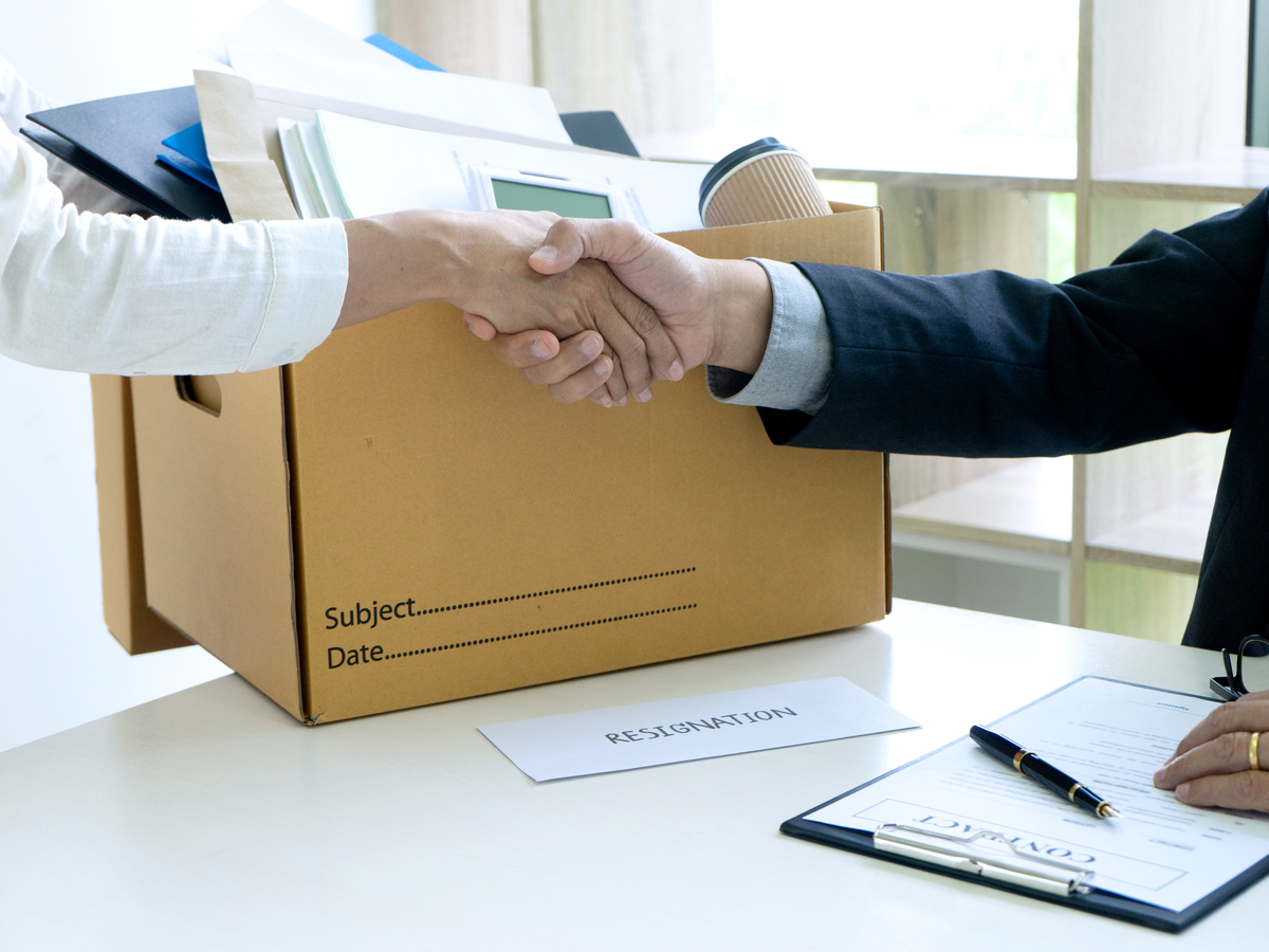 Tham gia BHXH 15 năm nhưng phải nghỉ việc vì cơ quan sắp xếp bộ máy, người lao động được trợ cấp bao nhiêu?- Ảnh 1.