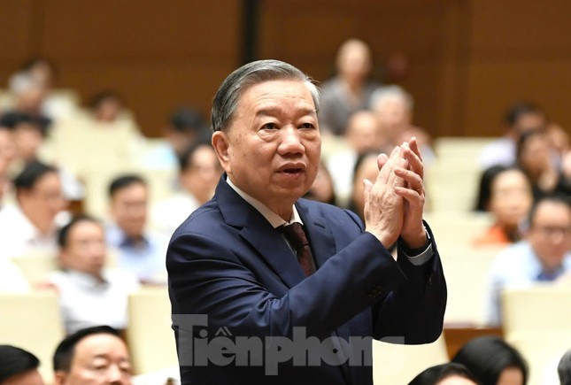 Tổng Bí thư Tô Lâm chỉ đạo thời điểm miễn viện phí toàn dân- Ảnh 1.