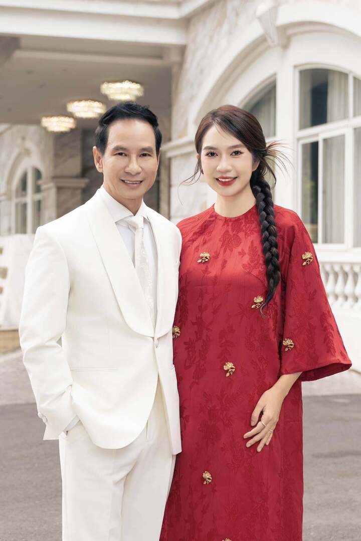 Vợ Lý Hải nói lý do bỏ sự nghiệp riêng, quan điểm dạy 4 con 'không giống ai'- Ảnh 2.