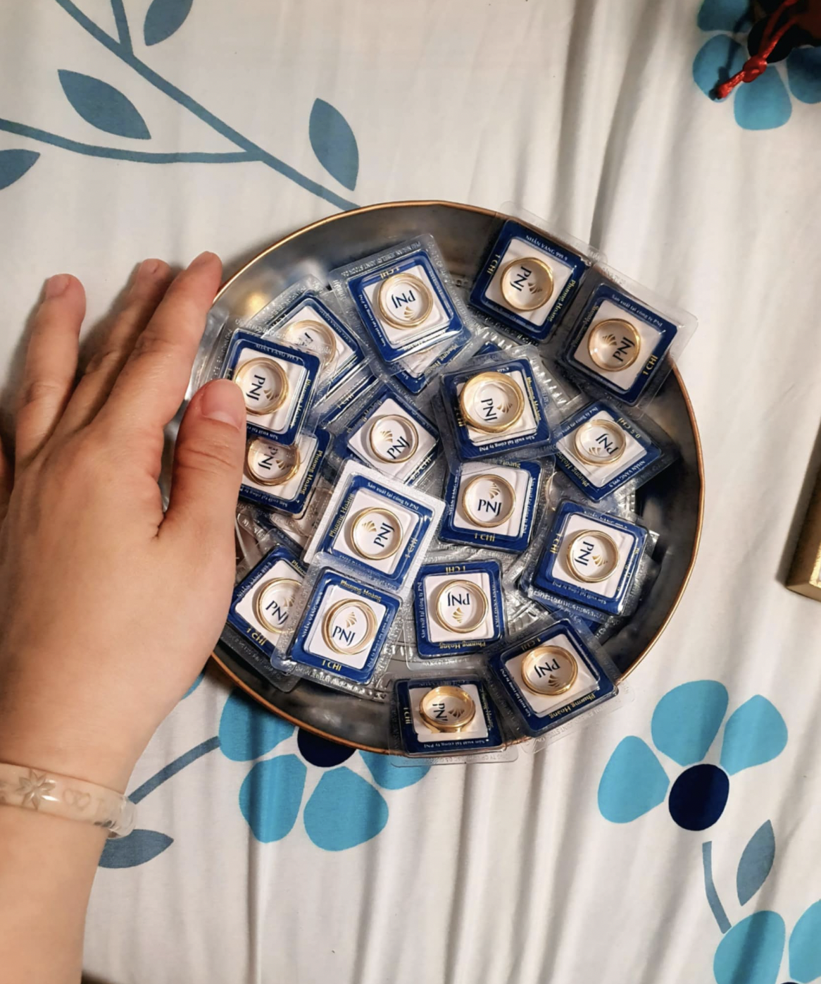 Cách làm giàu của người chơi vàng 10 năm- Ảnh 1.