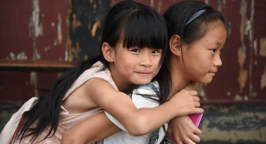 5 khoảnh khắc trẻ cảm nhận rõ tình yêu vô điều kiện từ cha mẹ: Chỉ làm được 3 điều, bạn đã quá thành công- Ảnh 1. 5 khoảnh khắc trẻ cảm nhận rõ tình yêu vô điều kiện từ cha mẹ: Chỉ làm được 3 điều, bạn đã quá thành công- Ảnh 1.