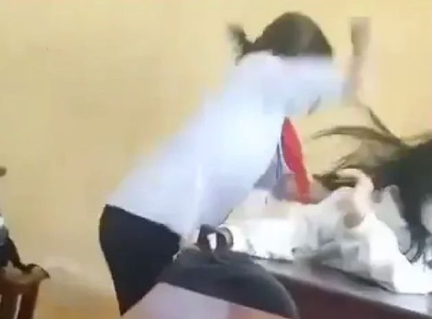 Dự kiến bỏ mức phạt đình chỉ: Rất nhân văn nhưng nếu không có cơ chế đi kèm, học sinh hư dễ "nhờn", "coi trời bằng vung"- Ảnh 2. Dự kiến bỏ mức phạt đình chỉ: Rất nhân văn nhưng nếu không có cơ chế đi kèm, học sinh hư dễ "nhờn", "coi trời bằng vung"- Ảnh 2.